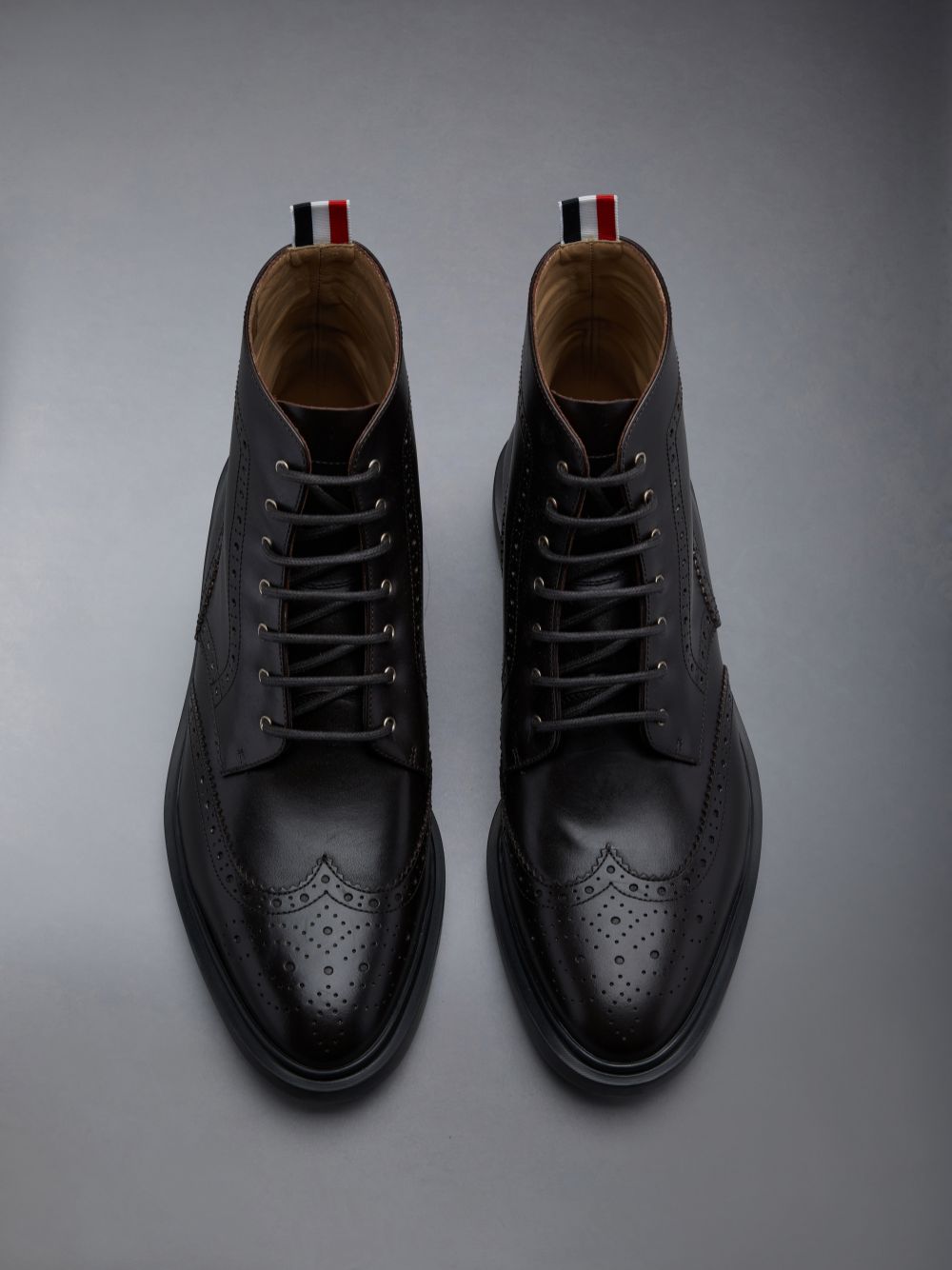 Botas Thom Browne CLASSIC WINGTIP W/ LIGHTWEIGHT RUBBER SOLE IN BOX CALF Masculino Marrom | ADC08L42923