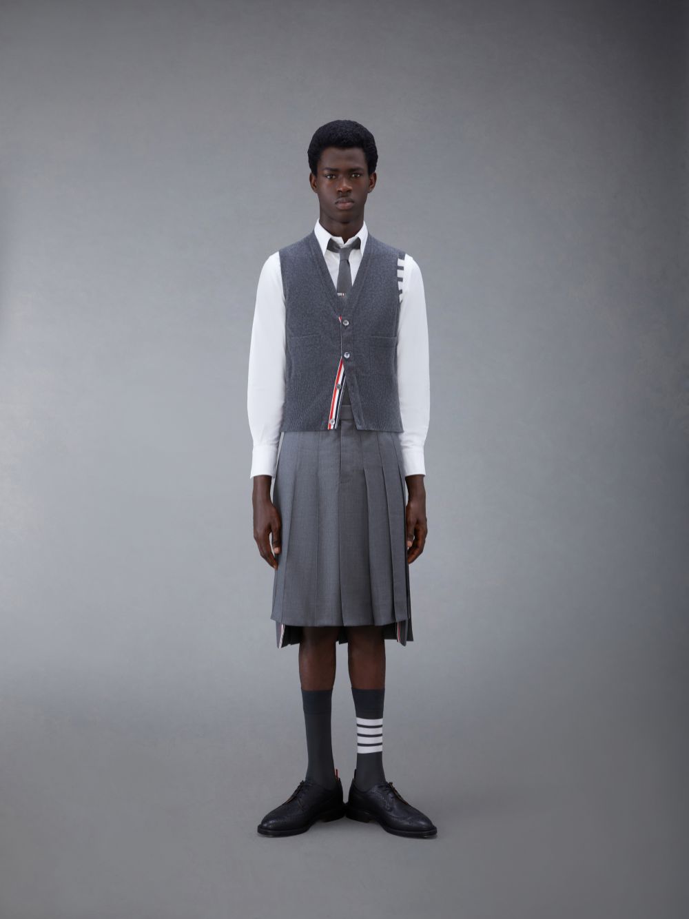 Colete Thom Browne Cashmere 4-Bar Classic V-Neck Cardigan Masculino Cinzentas | DJJ63L39697
