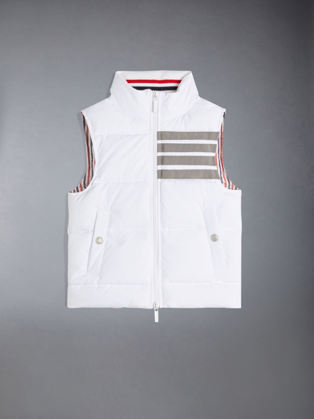 Colete Thom Browne Downfilled Ripstop 4-Bar Menino Branco | APE26C64201